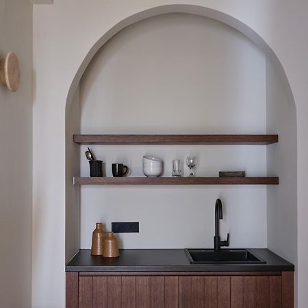 Loizos Stylish Residences Fira  Eksteriør bilde