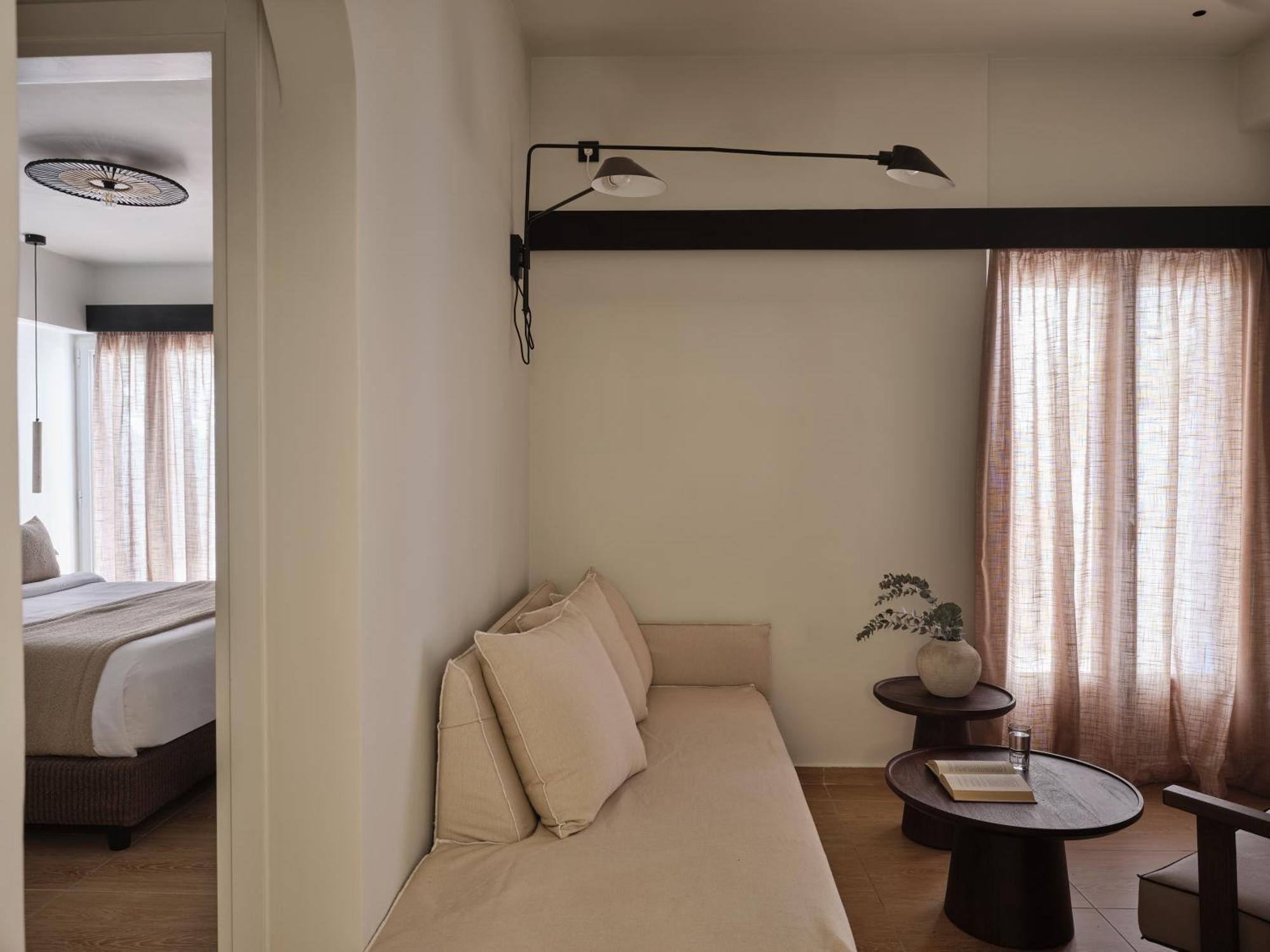 Loizos Stylish Residences Fira  Eksteriør bilde