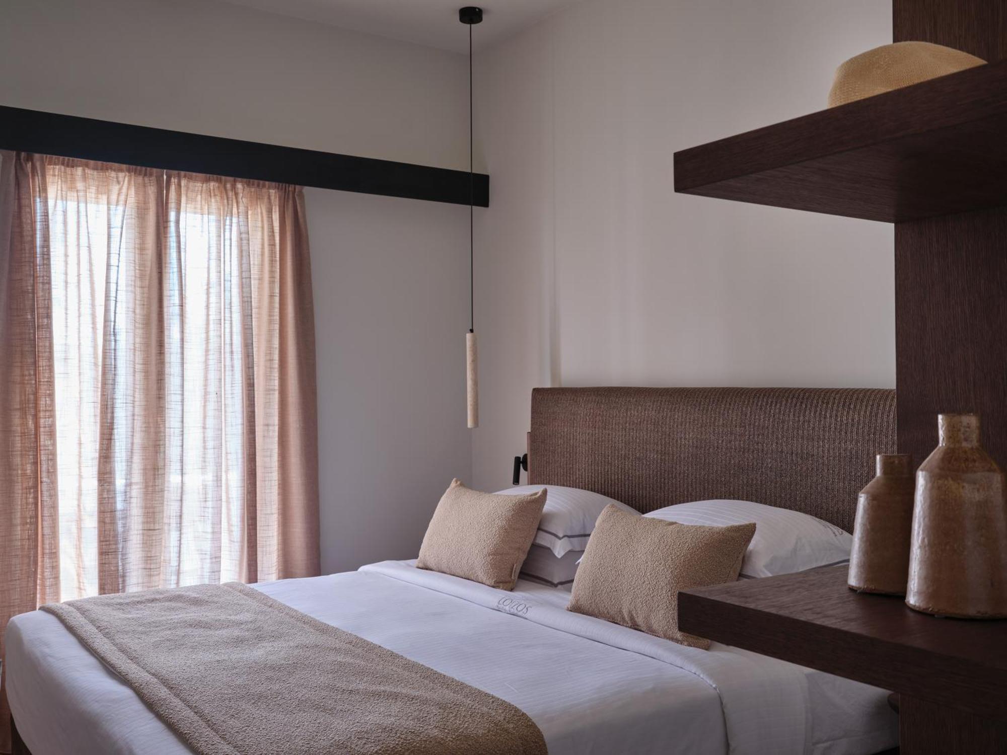 Loizos Stylish Residences Fira  Eksteriør bilde